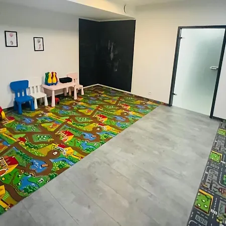 Szklarska4poryroku -apartament I Апартаменты *